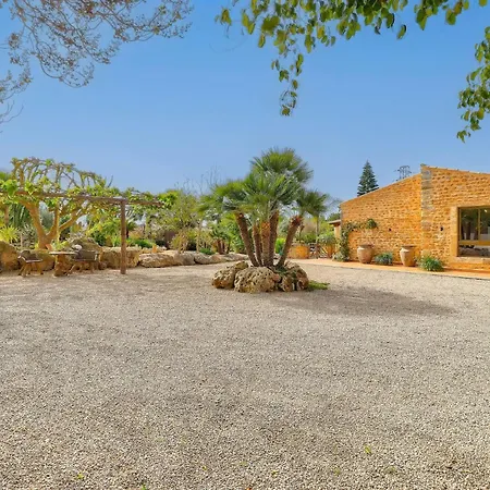 Будинок відпочинку Petit Bijoux By Rentallorca