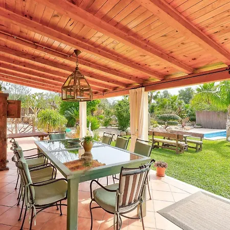 Будинок відпочинку Petit Bijoux By Rentallorca *