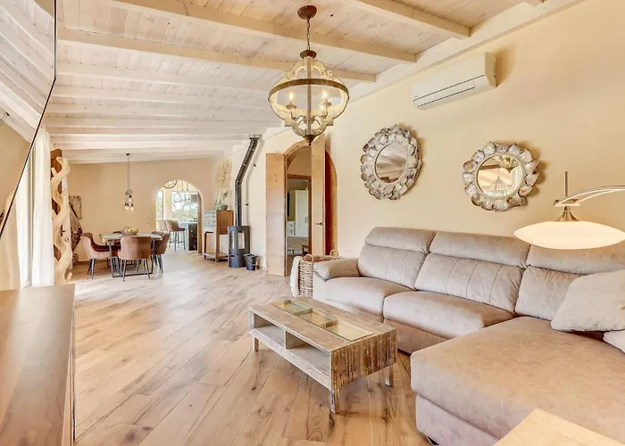 Petit Bijoux By Rentallorca Hébergement de vacances *